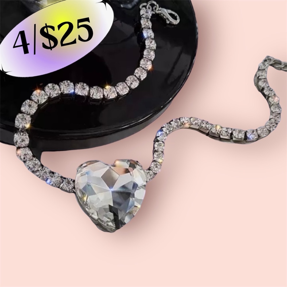 4/$25 Big Heart Crystal Choker Necklace with faux Diamonds